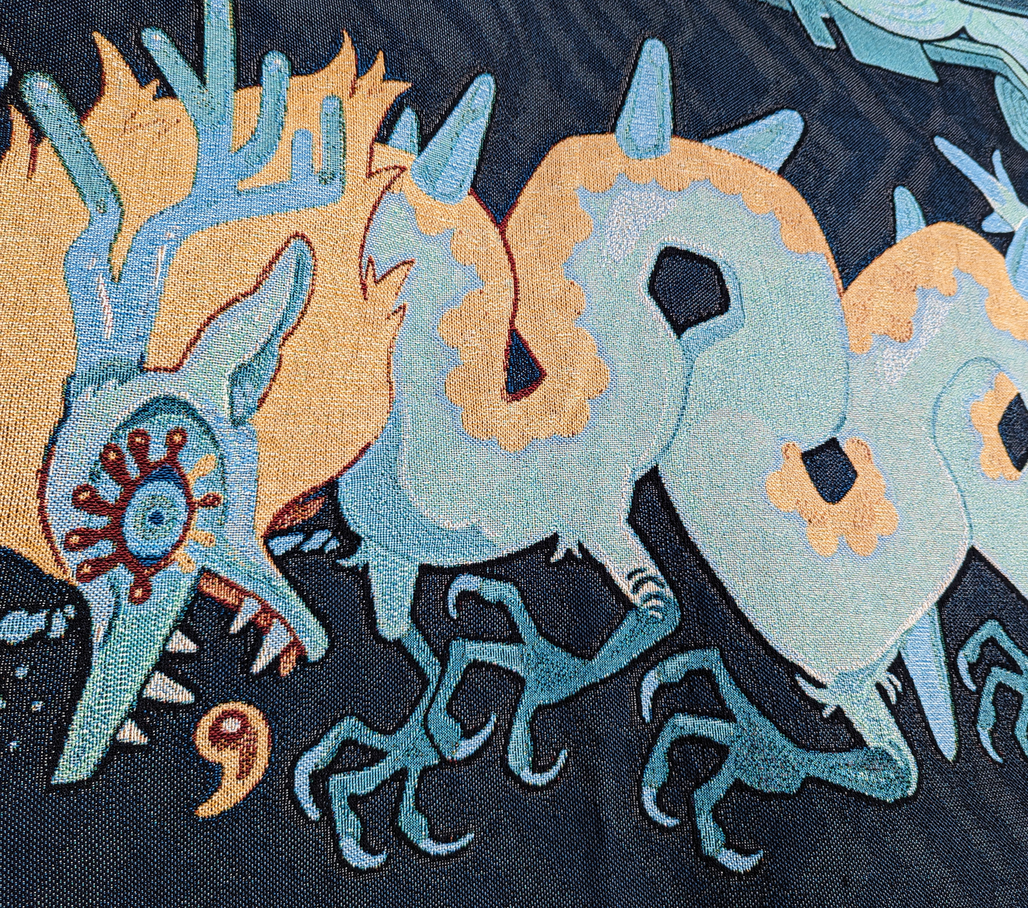 Draconification Woven Blanket